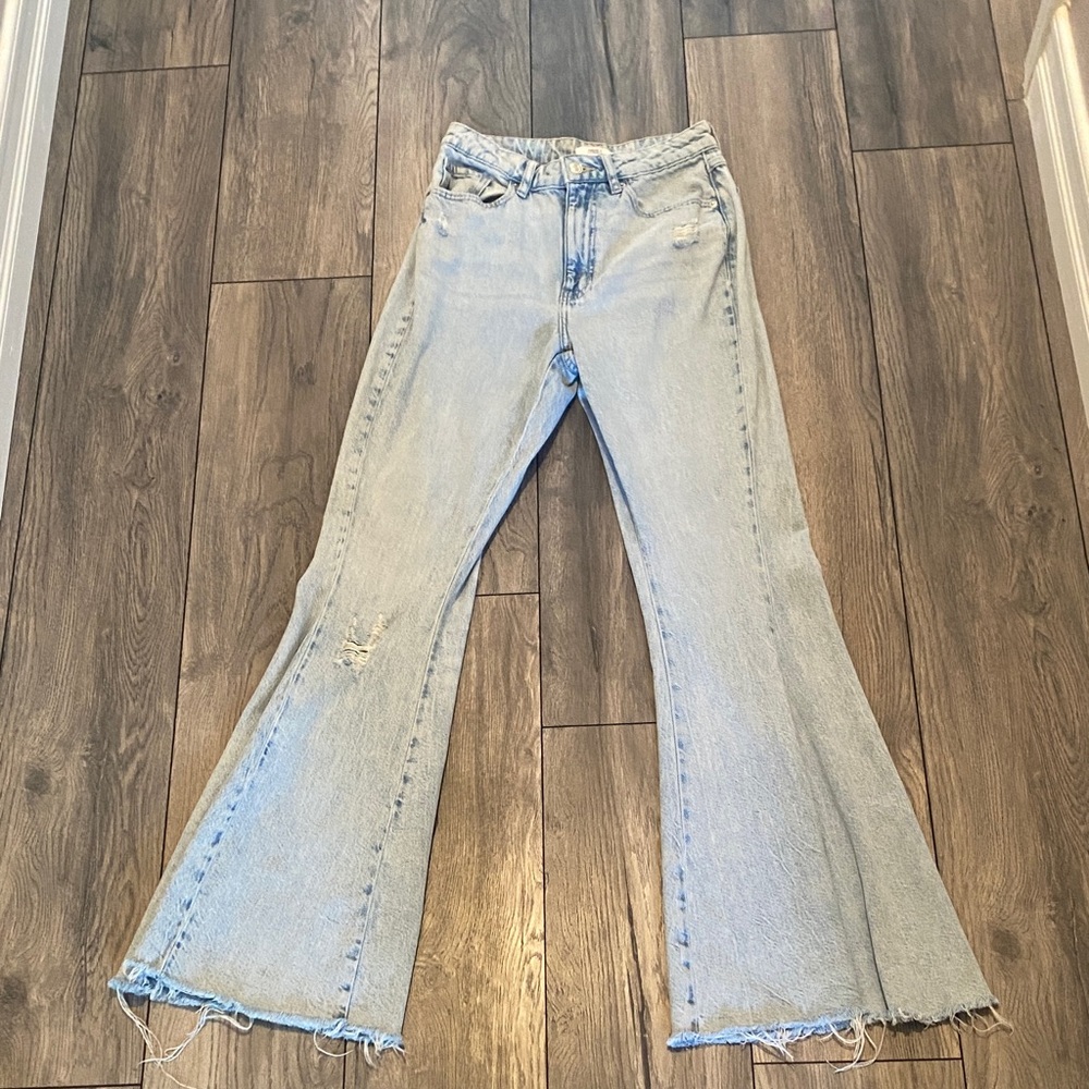 Light Wash Flared Women Jeans